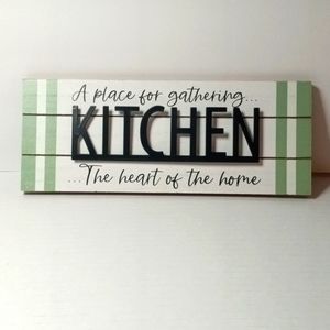 Wood Kitchen Decor